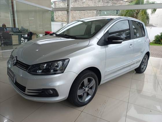 VOLKSWAGEN FOX 1.6 MSI TOTAL FLEX CONNECT 4P MANUAL VOLKSWAGEN FOX 1.6 MSI TOTAL FLEX CONNECT 4P MANUAL